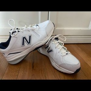 New Balance 619 mens cross-trainers size 9 white